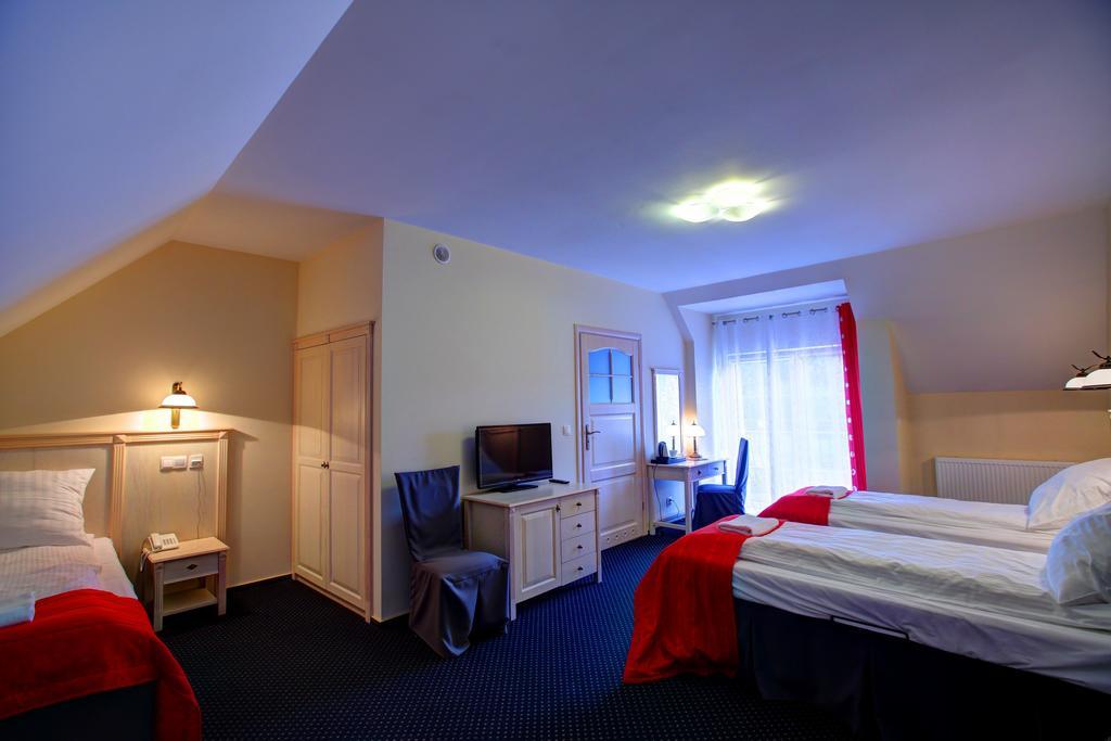 Osada Dankow Hotel Miłomłyn Bagian luar foto